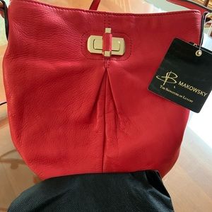 Makowsky bucket x body purse